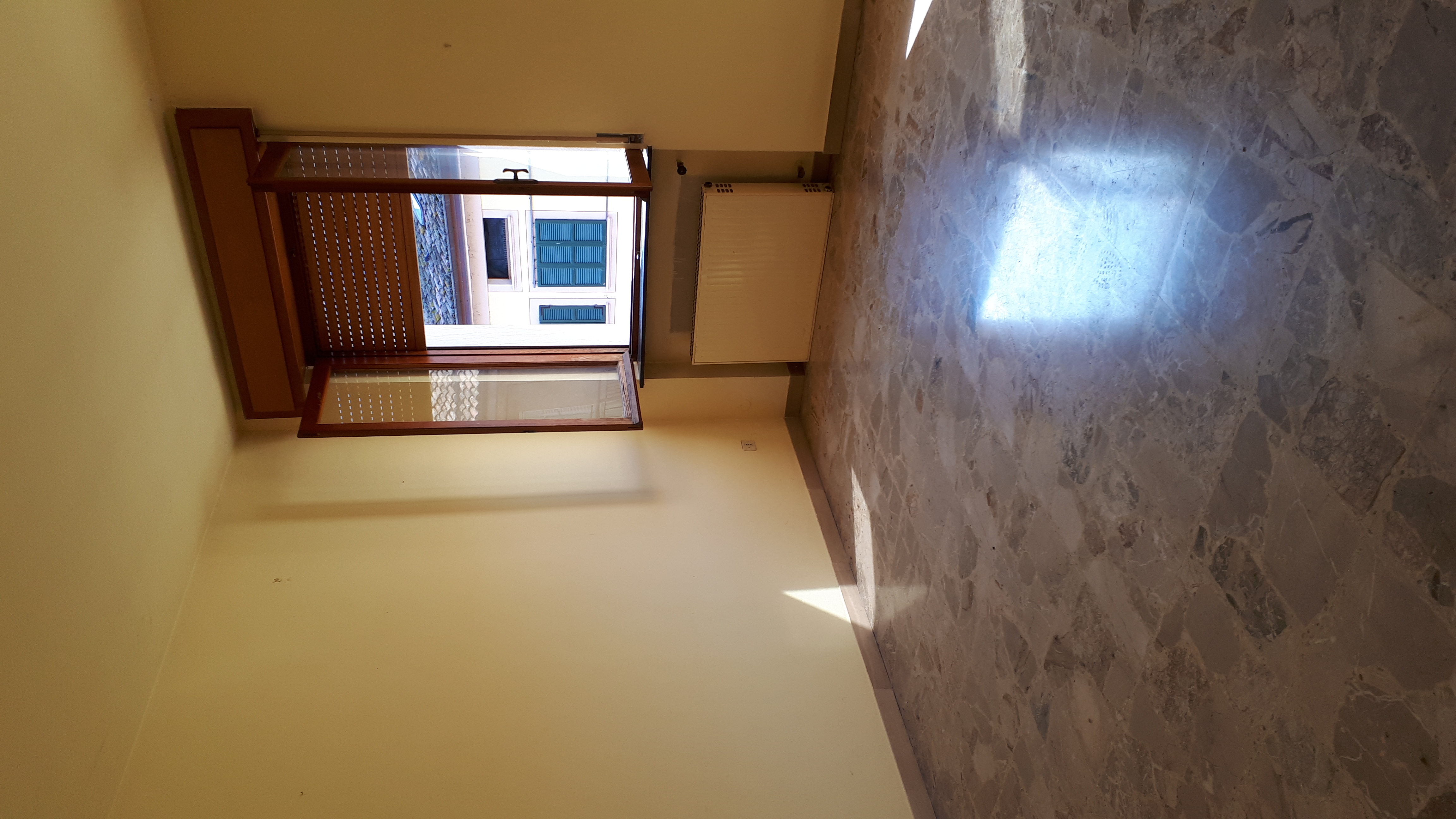 Pianello Val Tidone. Appartamento in paese