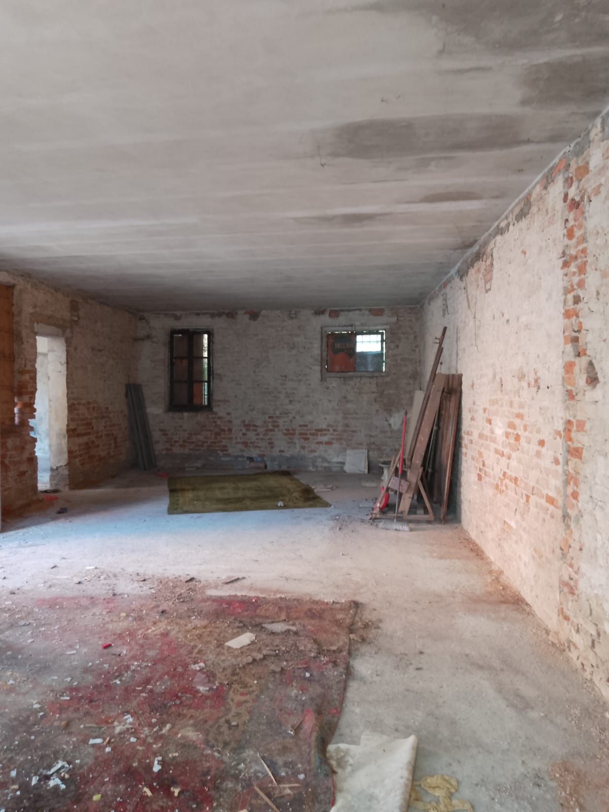 Magazzino/ Deposito / Box CAORSO PAESE